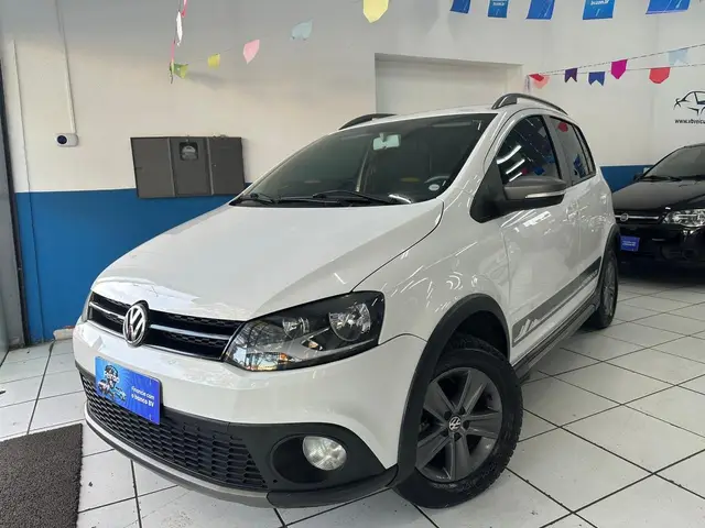 Carro Volkswagen CrossFox 2012 1.6 VHT (Flex)