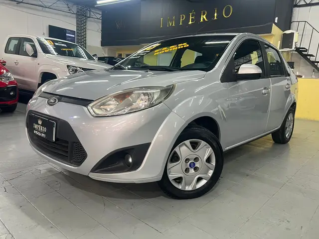 Carro Ford Fiesta Sedan 2013 SE 1.6 Rocam (Flex)