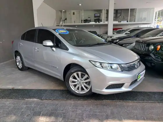 Carro Honda Civic 2016 LXS 1.8 i-VTEC (Aut) (Flex)
