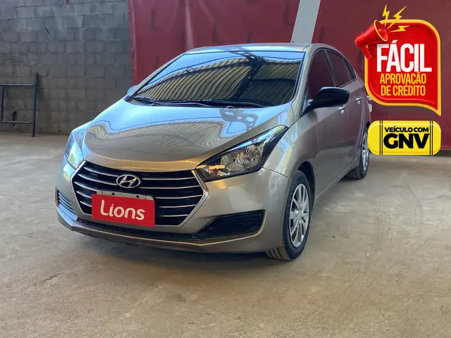Carro Hyundai HB20S 2017 1.0 Comfort Style Turbo (Flex)