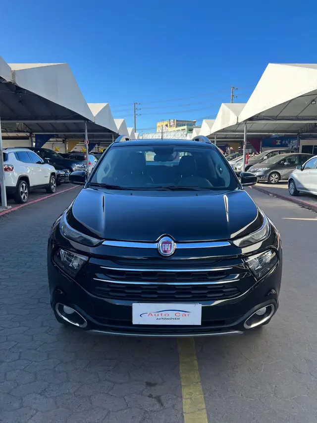 Carro Fiat Toro 2018 Volcano 2.0 diesel AT9 4x4