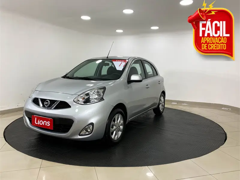 Nissan March 1.6 16V SL CVT (Flex)