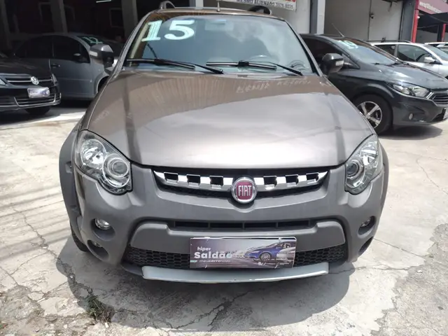 Carro Fiat Strada 2015 Adventure 1.8 16V (Flex) (Cabine Dupla)