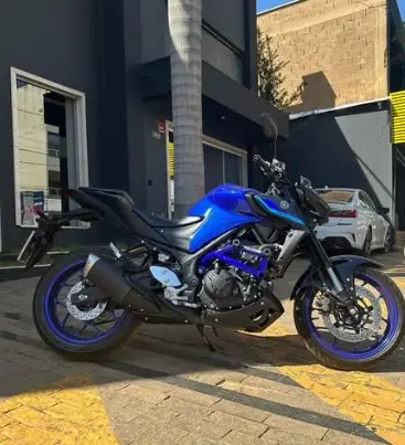 Carro Yamaha MT-03 2023 ABS