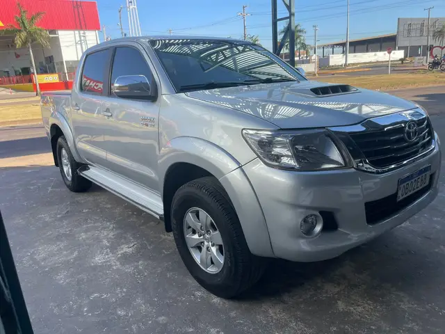 Carro Toyota Hilux Cabine Dupla 2013 Hilux 3.0 TDI 4x4 CD SRV (Aut)