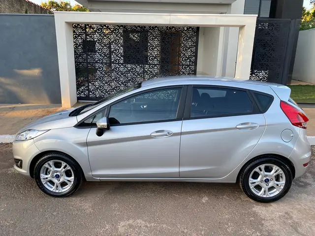 Carro Ford New Fiesta Hatch 2015 New Fiesta SE 1.6 16V PowerShift