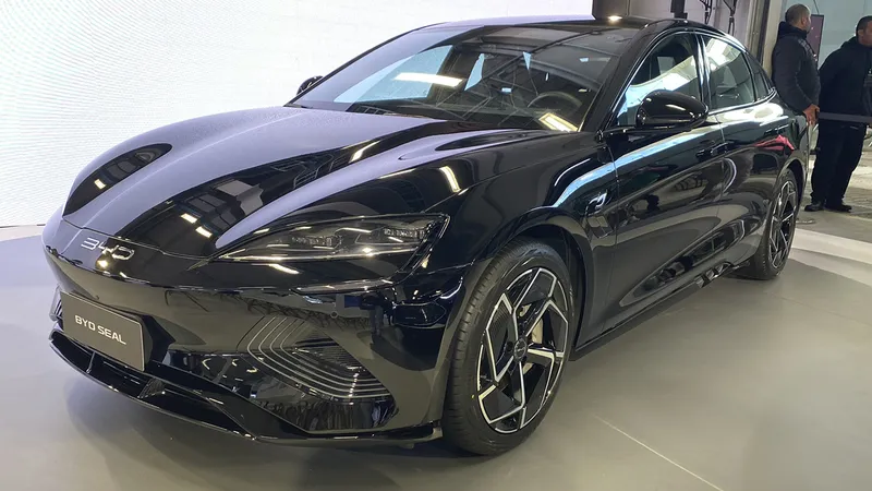 BYD Seal será sedan elétrico de entrada que dá pau em V8