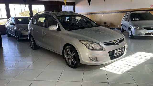 Carro Hyundai i30 CW 2011 2.0i GLS Top (Aut)