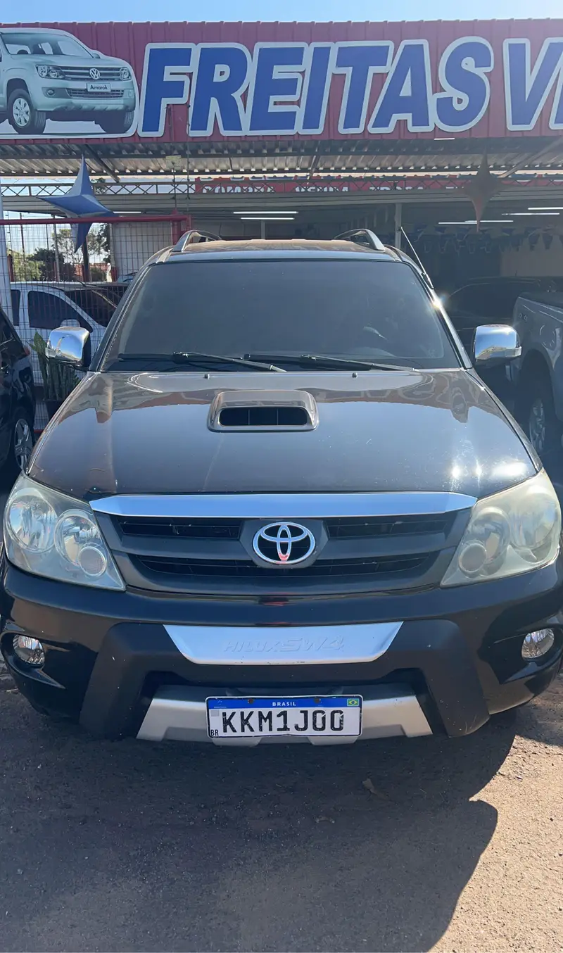 Toyota SRV 4x4 3.0 Turbo  (aut)