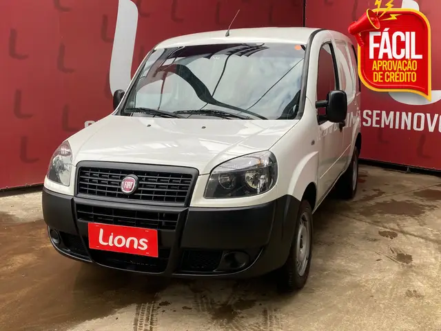 Carro Fiat Doblò Cargo 2021 1.8 E.torQ (Flex)