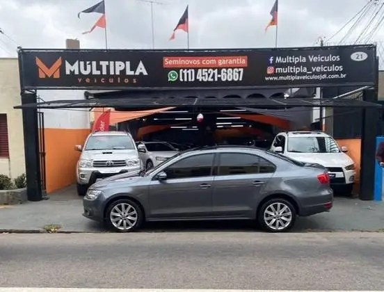 Carro Volkswagen Jetta 2014 2.0 Comfortline Tiptronic (Flex)
