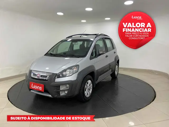 Carro Fiat Idea 2015 Adventure 1.8 16V E.TorQ (Flex)