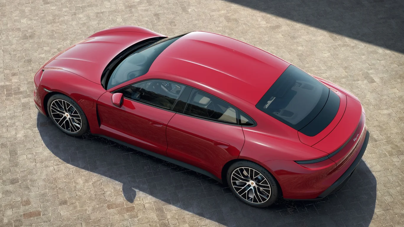 Porsche Taycan Turbo GT (Elétrico)