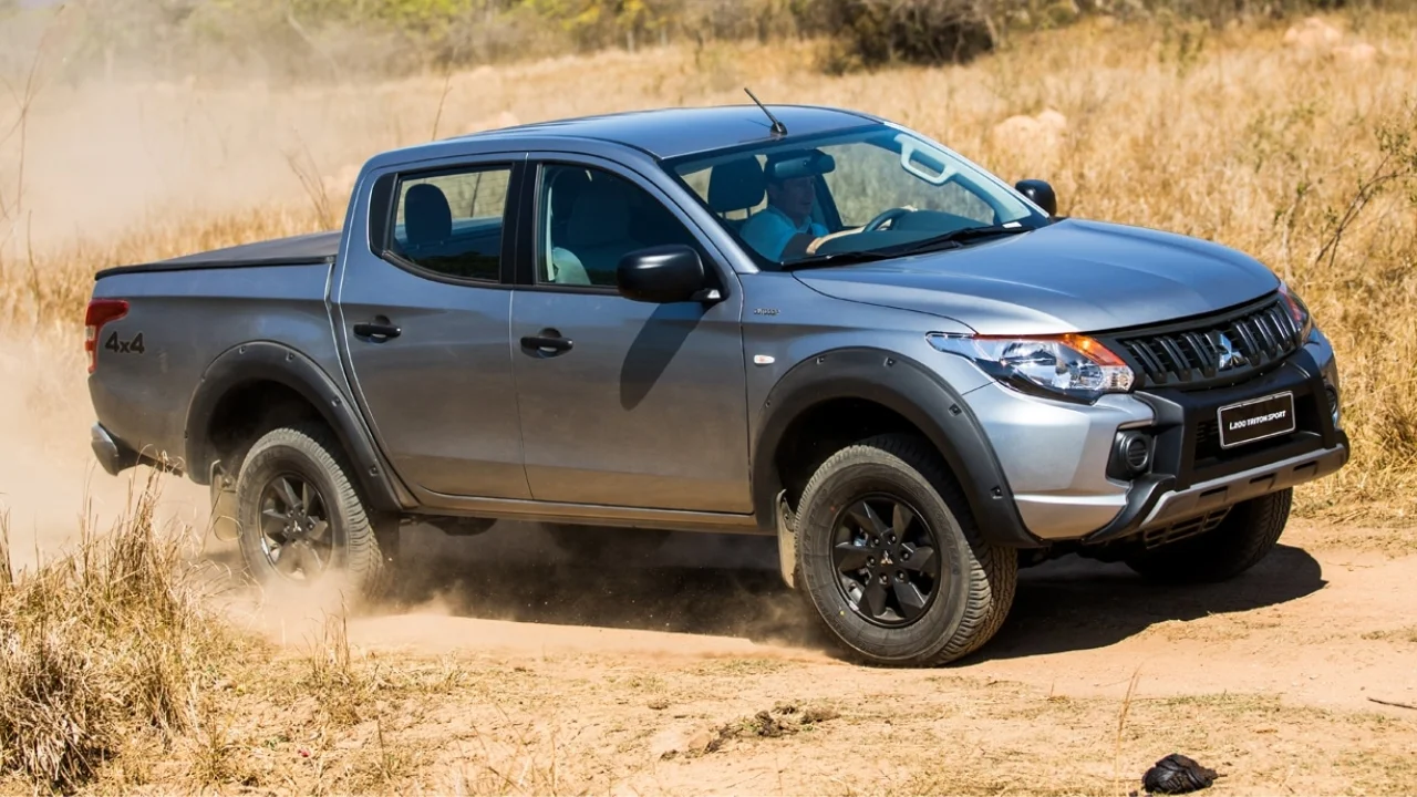 Mitsubishi L200 Triton Outdoor 2.4