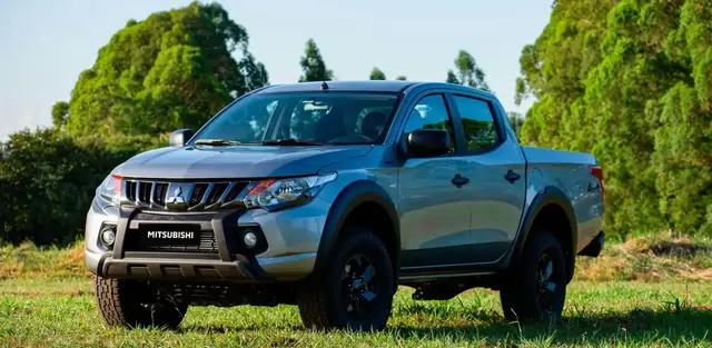 Carro Mitsubishi L200 Triton 2025 GLS 2.4 Turbo