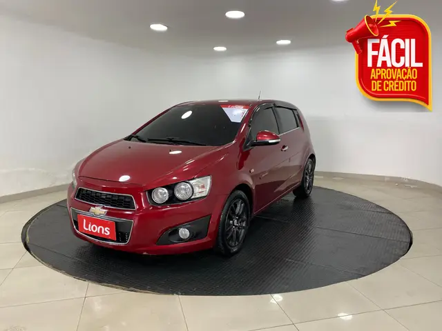 Carro Chevrolet Sonic 2014 Hatch LT 1.6