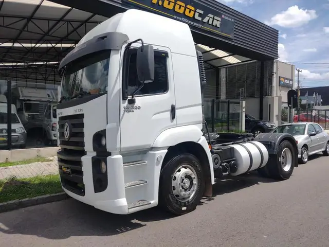 Carro Volkswagen 19.320 e cl 2009 Vw 19.320 E CL 4X2 (Constellation)
