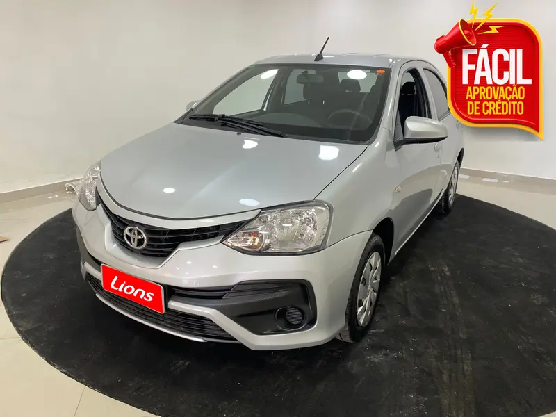 Toyota Etios Sedan X 1.5 (Flex)