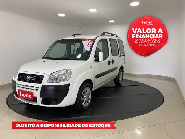 Carro Fiat Doblò 2018 Essence 1.8 5L (Flex)