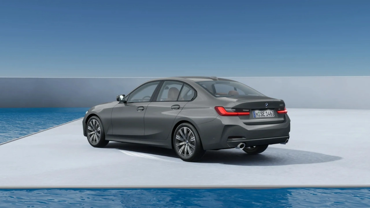 BMW 320i 2024 M Sport 2.0 Turbo Ficha Técnica