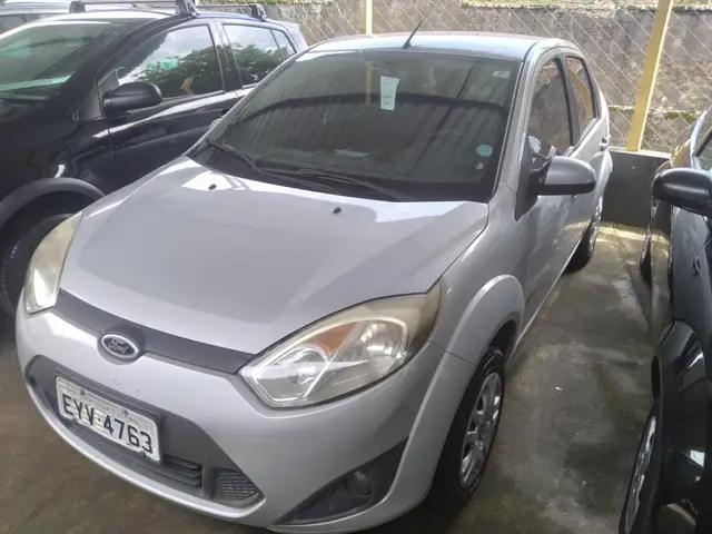 Carro Ford New Fiesta Sedan 2013 SE 1.6 (Flex)