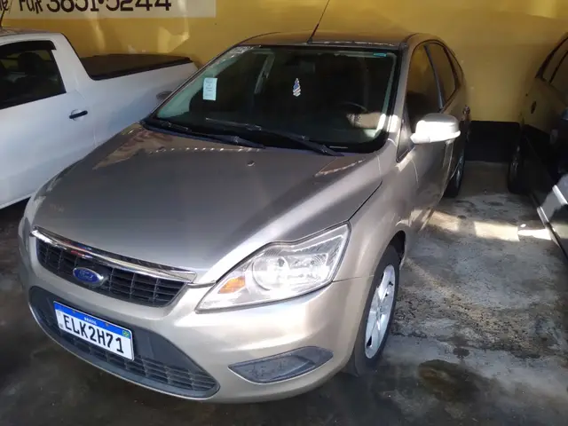 Carro Ford Focus Hatch 2009 GLX 2.0 16V Duratec