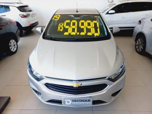 Chevrolet Onix 1.0 LT SPE/4