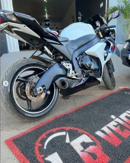 Carro Suzuki GSX S 1000 2018 1000