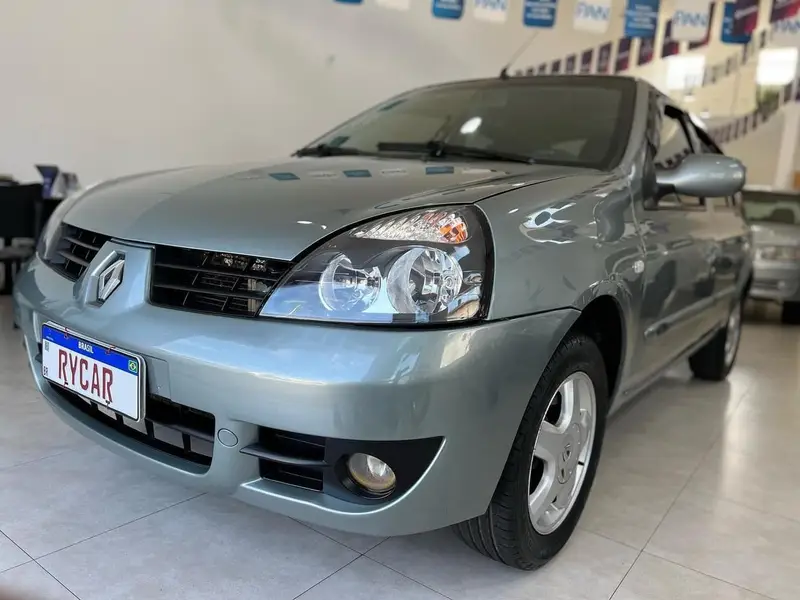 Renault Clio Sedan Privilége 1.6 16V (flex)