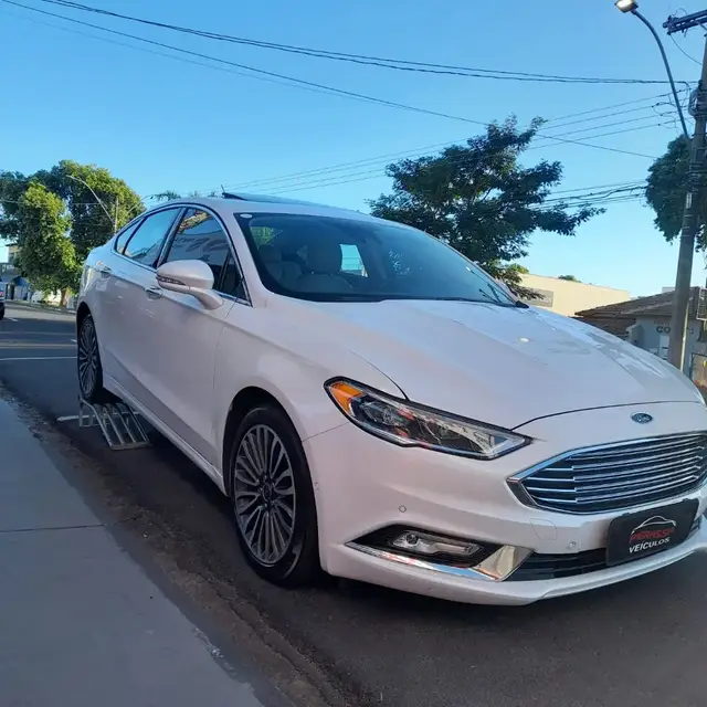 Carro Ford Fusion 2017 2.0 EcoBoost Titanium FWD (Aut)