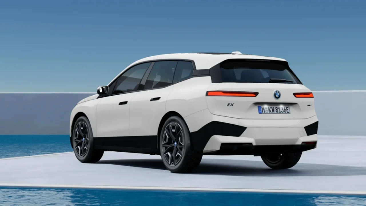 BMW iX xDrive40