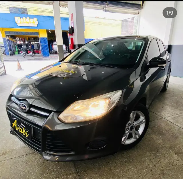 Carro Ford Fiesta Sedan 2014 SE 1.6 Rocam (Flex)