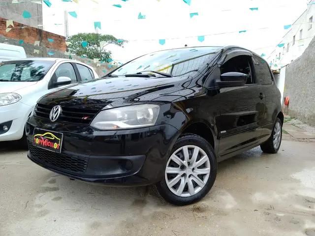 Carro Volkswagen Fox 2011 1.0 8V (Flex) 2p