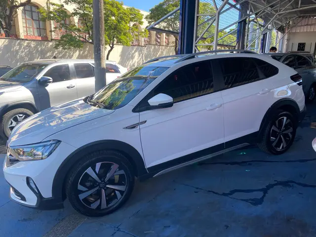 Carro Volkswagen Nivus 2021 Highline 1.0 Turbo (Aut.)