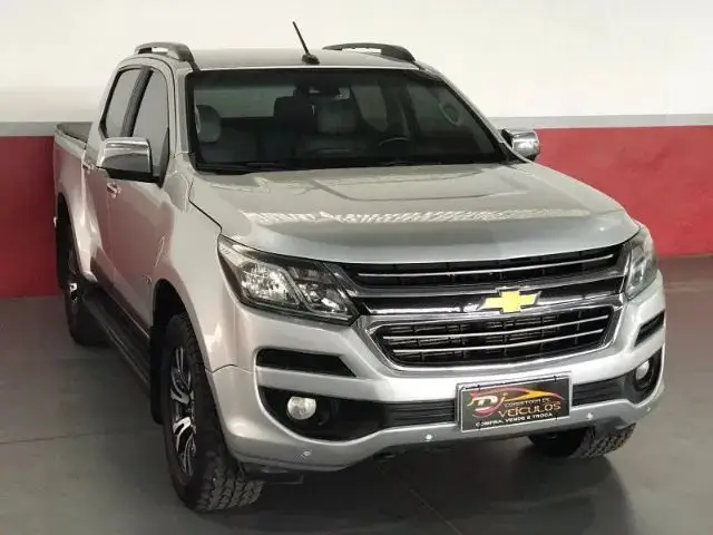 Carro Chevrolet S10 Cabine Dupla 2018 S10 2.5 ECOTEC SIDI LTZ 4WD (Cabine Dupla) (Aut)
