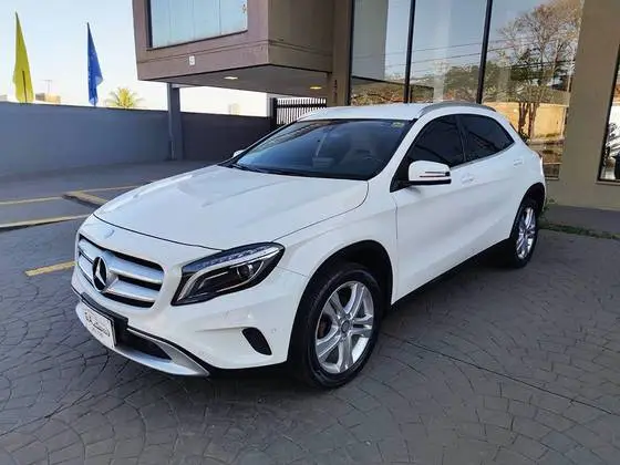 Carro Mercedes-Benz GLA 200 2017 GLA 200 1.6 Advance