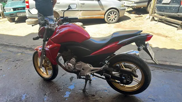 Moto Honda CB 300R 2015 (ABS)