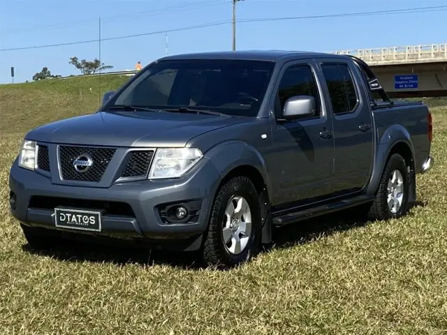 Carro Nissan Frontier 2014 S 2.5 TD CD 4x2