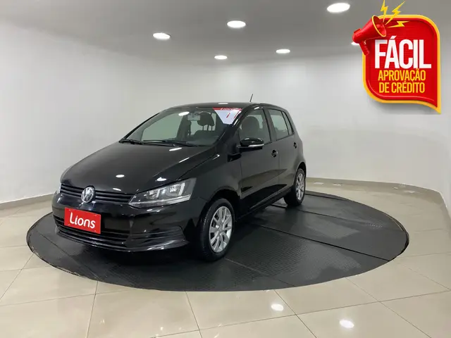 Carro Volkswagen Fox 2017 1.0 MPI Trendline (Flex)