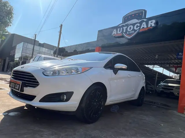 Carro Ford New Fiesta Sedan 2015 1.6 Titanium PowerShift (Flex)