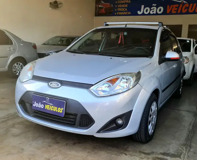 Carro Ford Fiesta Hatch 2013 SE Rocam 1.6 (Flex)