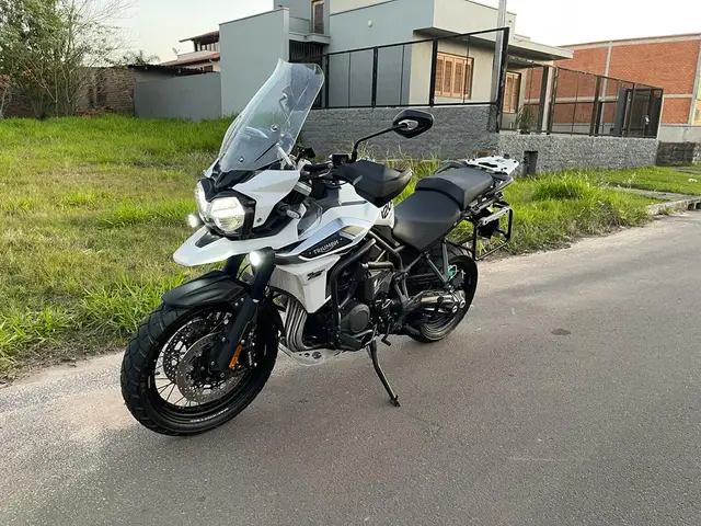 Moto Triumph Tiger 1200 2020 XCX