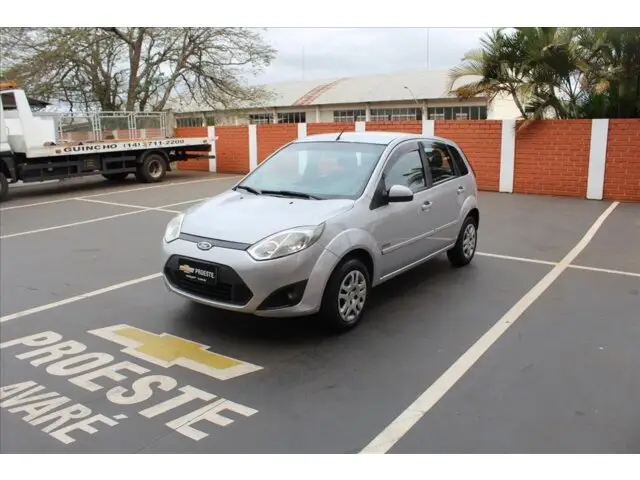 Carro Ford Fiesta Hatch 2013 SE Rocam 1.6 (Flex)