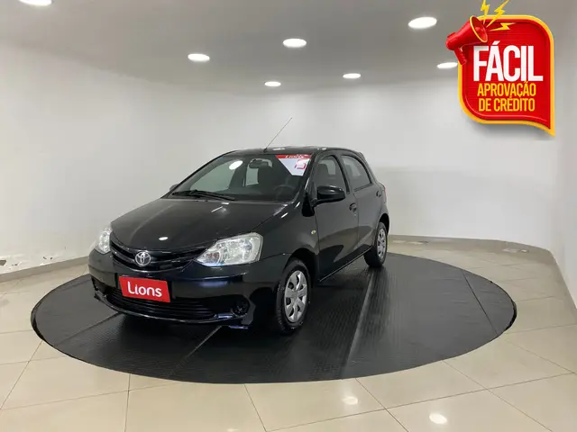 Carro Toyota Etios 2015 X 1.3 (Flex)