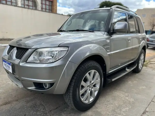 Carro Mitsubishi Pajero TR4 2012 2.0 16V 4x2 (Flex)