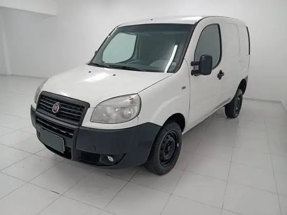 Carro Fiat Doblò Cargo 2013 1.4 8V (Flex)