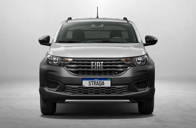 Carro Fiat Strada 2025 Endurance 1.3 Flex 8V CS