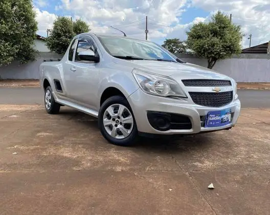 Carro Chevrolet Montana 2018 LS 1.4 (Flex)