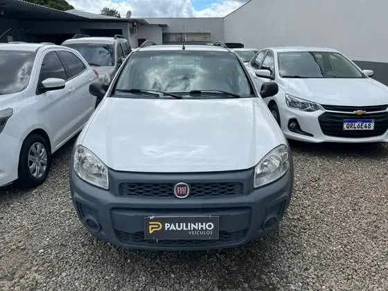 Carro Fiat Strada 2016 Working 1.4 (Flex) (Cabine Dupla)