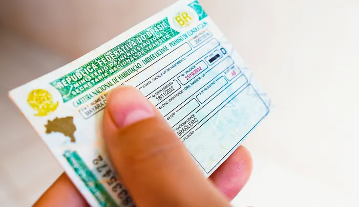 Além do alto valor a ser pago, condutor pode ter veículo retido imediatamente após o flagrante; entenda